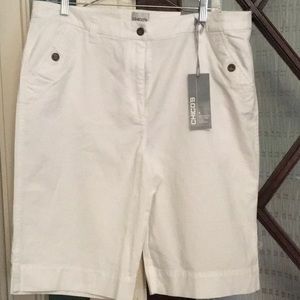 White Bermuda shorts